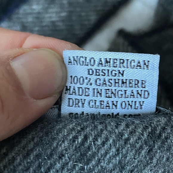 Psycho Bunny 100% Cashmere scarf - Picture 4 of 4